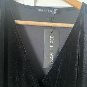 I SAW IT FIRST Dress New